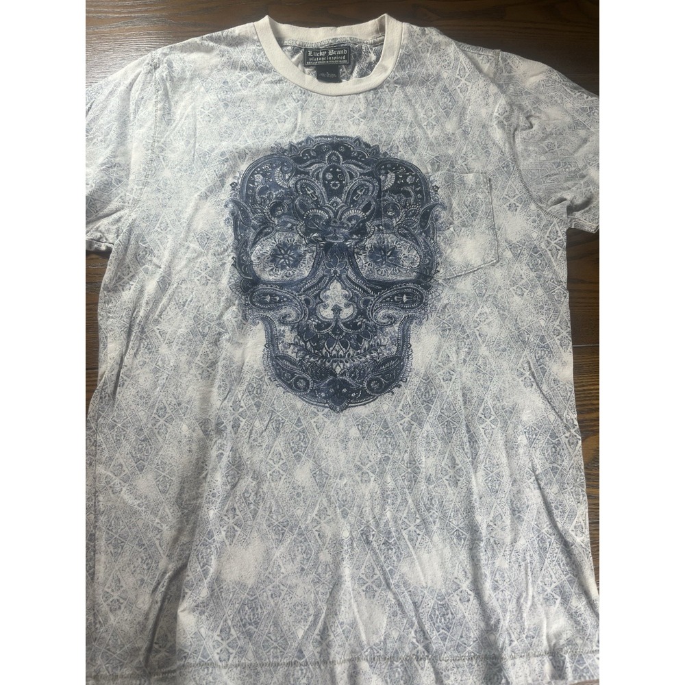 Lucky Brand Vintage Inspired Mens Small Blue White Distressed AOP Center Skull